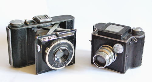 梅本製作所代表的カメラ２台